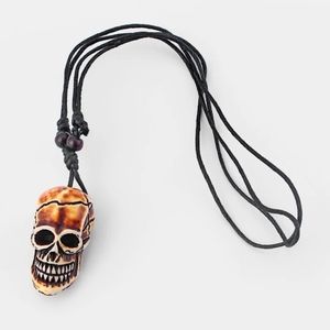 Men's NWT Carved Skull Adjustable Necklace